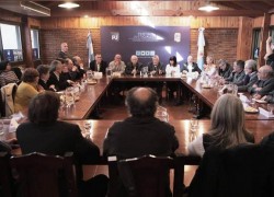 Psol junto a partidos nacionales en sede del PJ