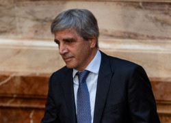 Luis Caputo en el Congreso